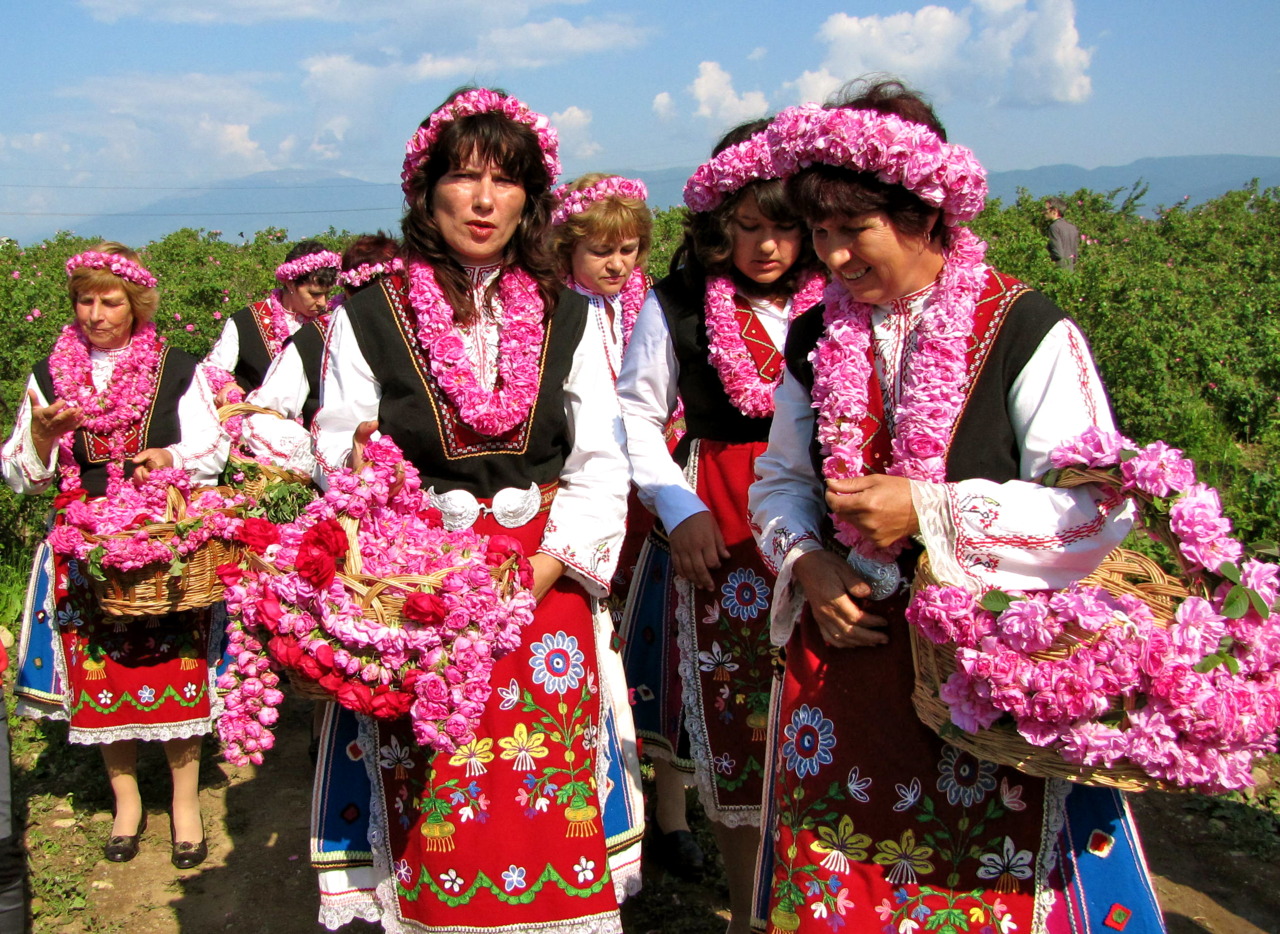 Долина роз Болгария фестиваль